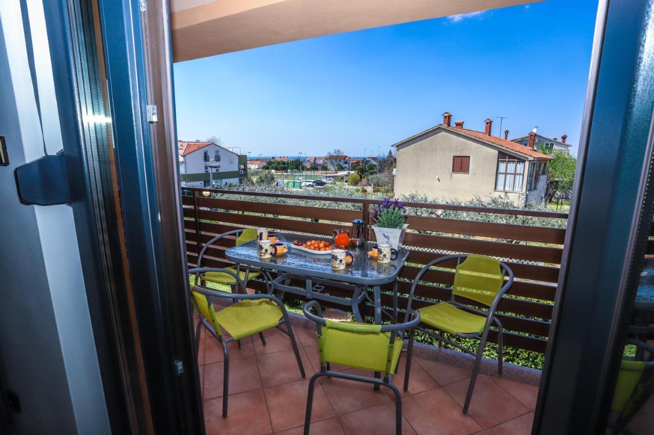 Apartments Villa Irena Пореч Екстер'єр фото