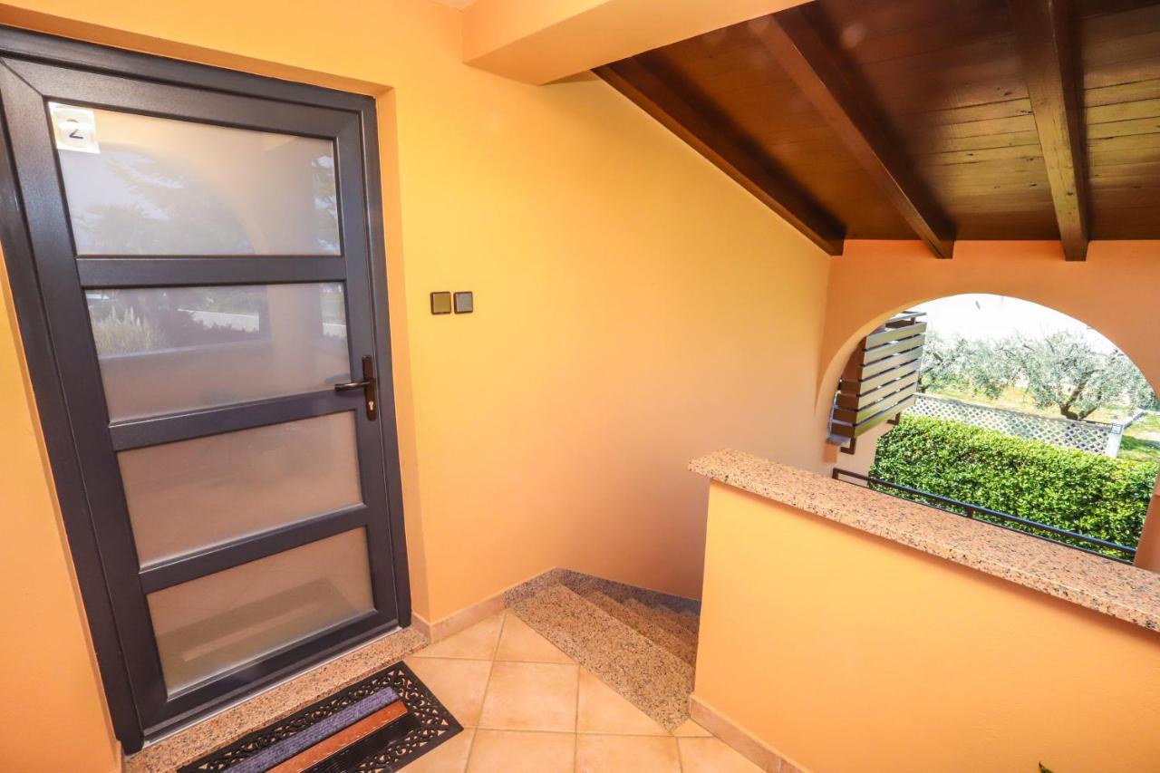 Apartments Villa Irena Пореч Екстер'єр фото