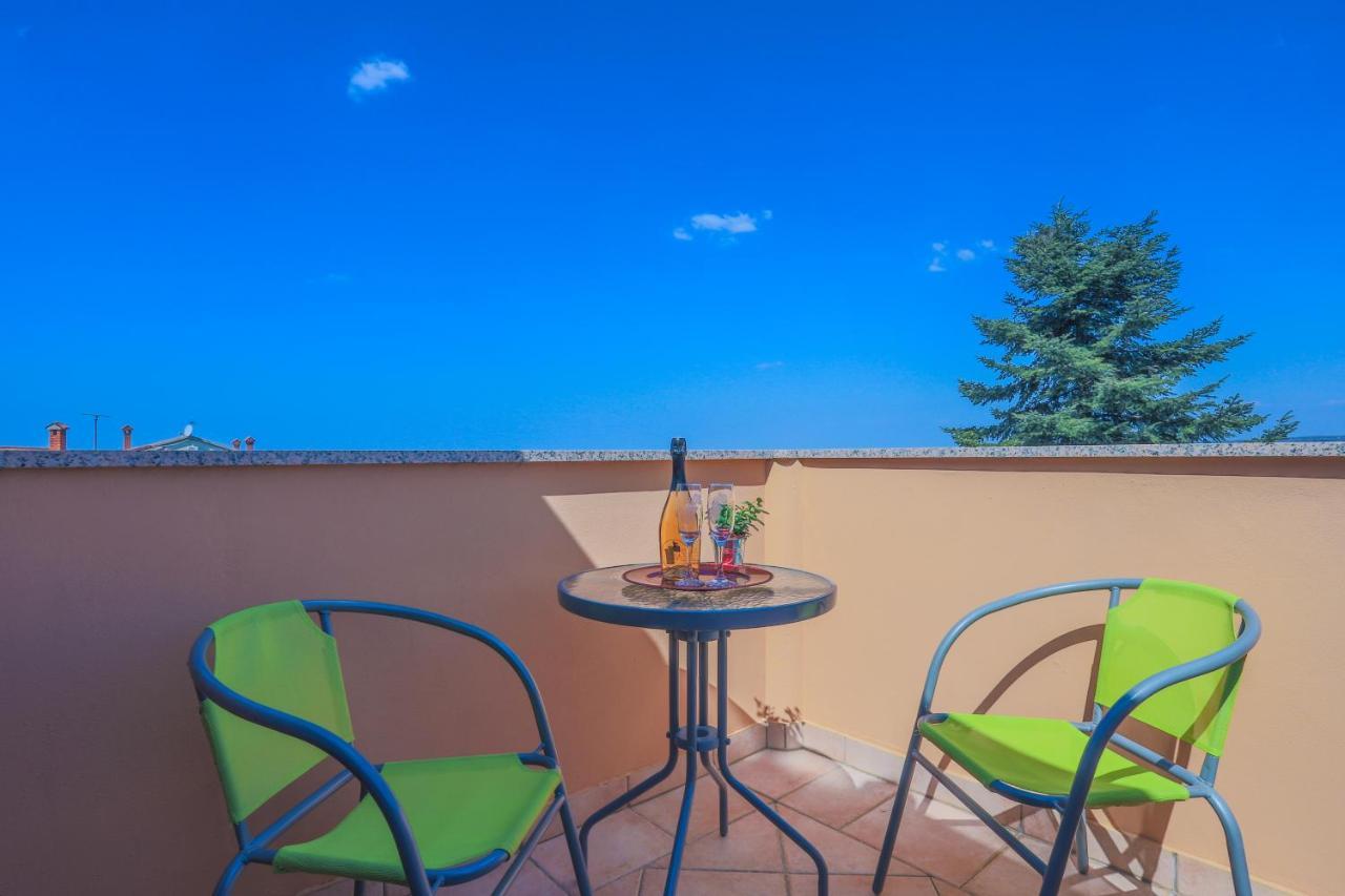 Apartments Villa Irena Пореч Екстер'єр фото