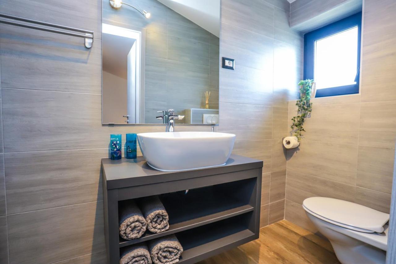 Apartments Villa Irena Пореч Екстер'єр фото