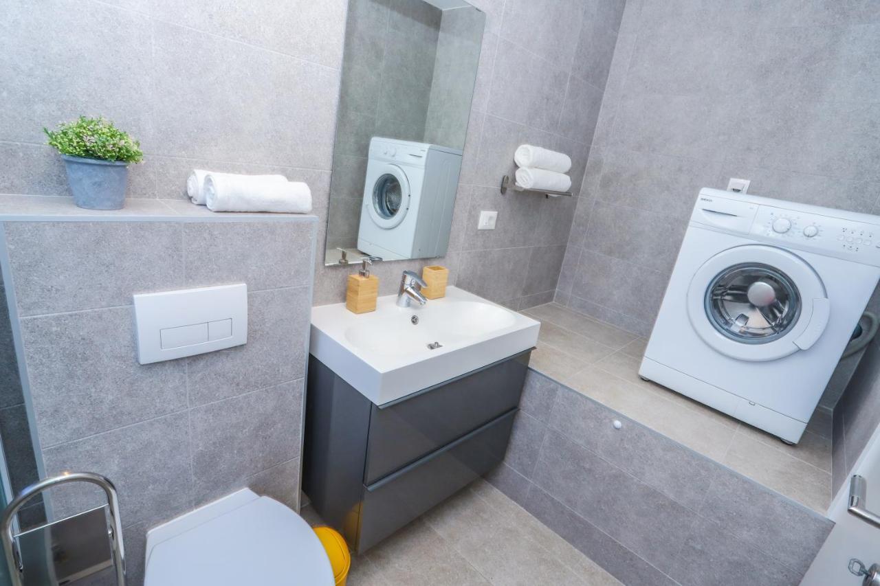 Apartments Villa Irena Пореч Екстер'єр фото