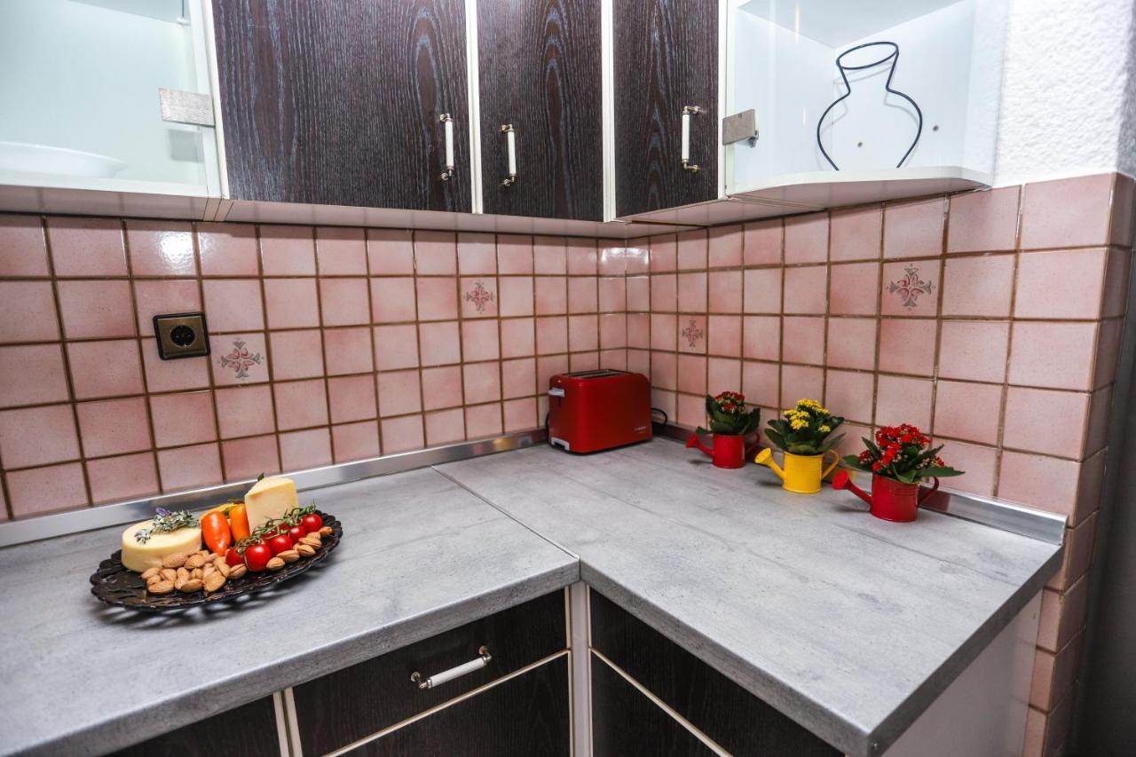 Apartments Villa Irena Пореч Екстер'єр фото